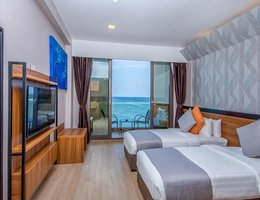 Triton Prestige Seaview & Spa