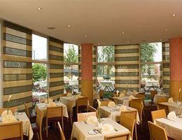 Hotel NH Berlin Treptow