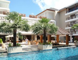 The Bandha Hotel & Suites