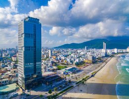 Peninsula Hotel Danang