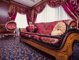 Hotel Intourist Palace