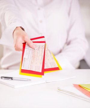 Катарские авиалинии дарят 100.000 билетов медицинским сотрудникам