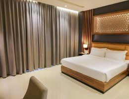 The Plaza Hotel & Resort