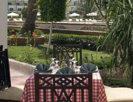 Cataract Pyramids Resort