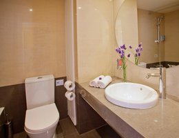 Louis Phaethon Beach