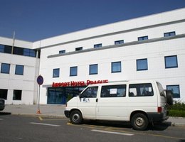 Ramada Airport Hotel Prague