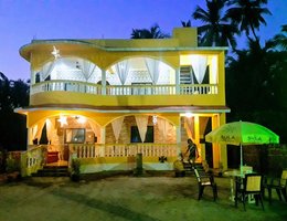 Guest House La Vega Resort