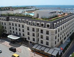 Wyndham Grand Istanbul Kalamis Marina Hotel