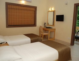 Sandalwood Hotel & Suites