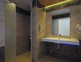 Royal Garden Beach Hotel