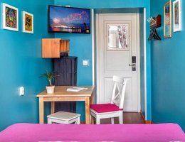 «Друзья на Восстания» Хостел