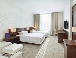 Hyatt Place Dubai Baniyas Square