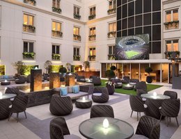 MOVENPICK HOTEL & APARTMENTS BUR DUBAI