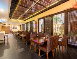 Vouk Hotel & Suites