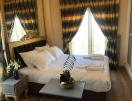 Golden Hill Hotel Downtown