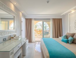 The Grand Palace (Adults Only)