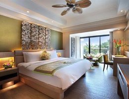 Shangri-La's Rasa Sentosa Resort & Spa