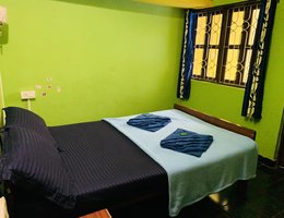Savitri Guest House