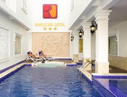 Romeliess Hotel