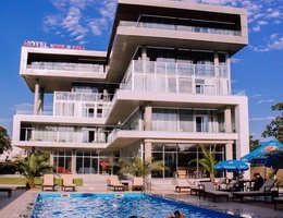 NOBILIS HALL KOBULETI