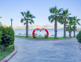 Yasmin Bodrum Resort