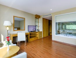 Glamour Hotel Nha Trang