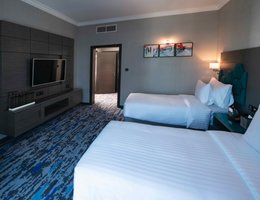 Edge Creekside Hotel