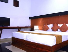 Rainbow Beach Negombo