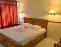 Palm Beach Hotel Bali