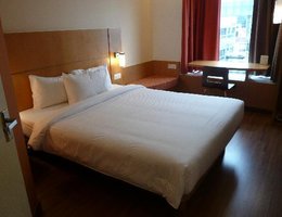 Hotel Ibis Singapore on Bencoolen