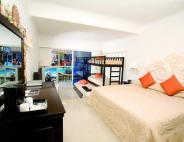 Panama Jack Resorts Cancun