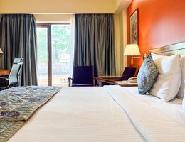 Acron Candolim Regina