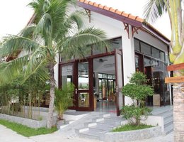 GM Doc Let Beach Resort & Spa