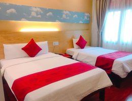 GM Doc Let Beach Resort & Spa