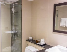 Unique Regency Hotel