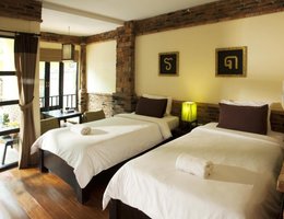 Motive Cottage Resort