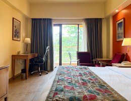 Acron Candolim Regina