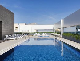 Park Regis Kris Kin Hotel