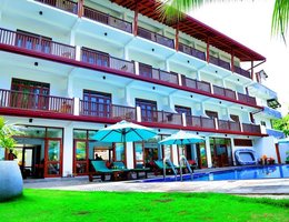 Rockside Beach Resort