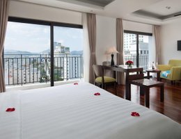 Sandals Island Hotel