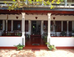 Whitepearl Beach Guest House