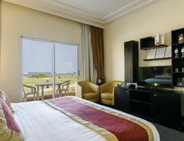 Royal Beach Hotel & Resort