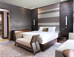 Metropolitan Hotel Dubai