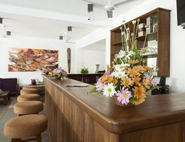 Rockside Beach Resort