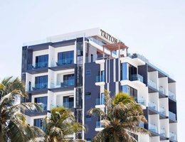 Triton Prestige Seaview & Spa