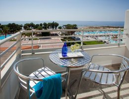 Louis Phaethon Beach