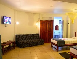 Shanthi Beach Resort