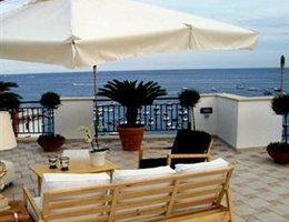 Punta Campanella Resort & Spa