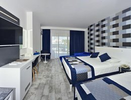 White City Beach Hotel (Adults Only)