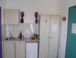 Litsa Efi Studios & Apartments